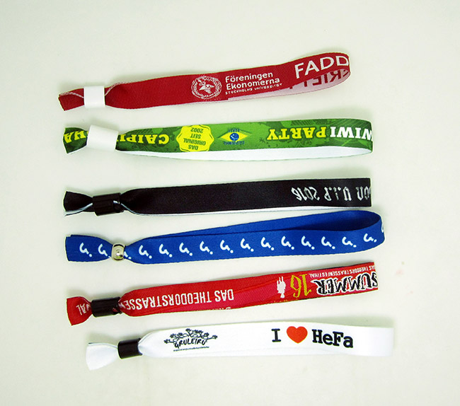 Lanyard Wristbands